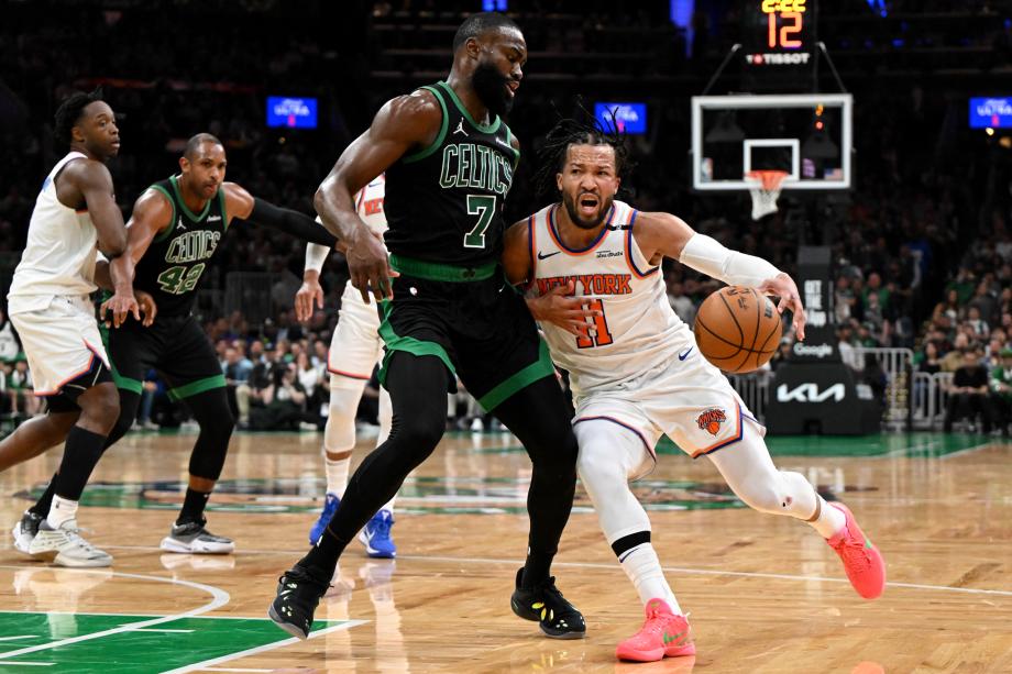 怀特34分布伦森22+6 塔图姆缺阵绿军胜尼克斯2-3