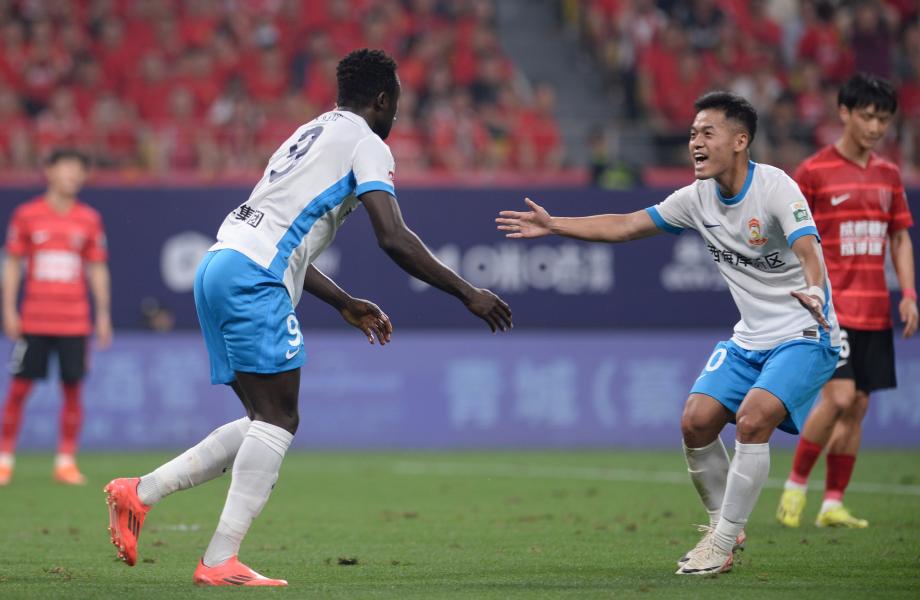 中超-费利佩破门罗穆洛失点 成都蓉城1-1西海岸