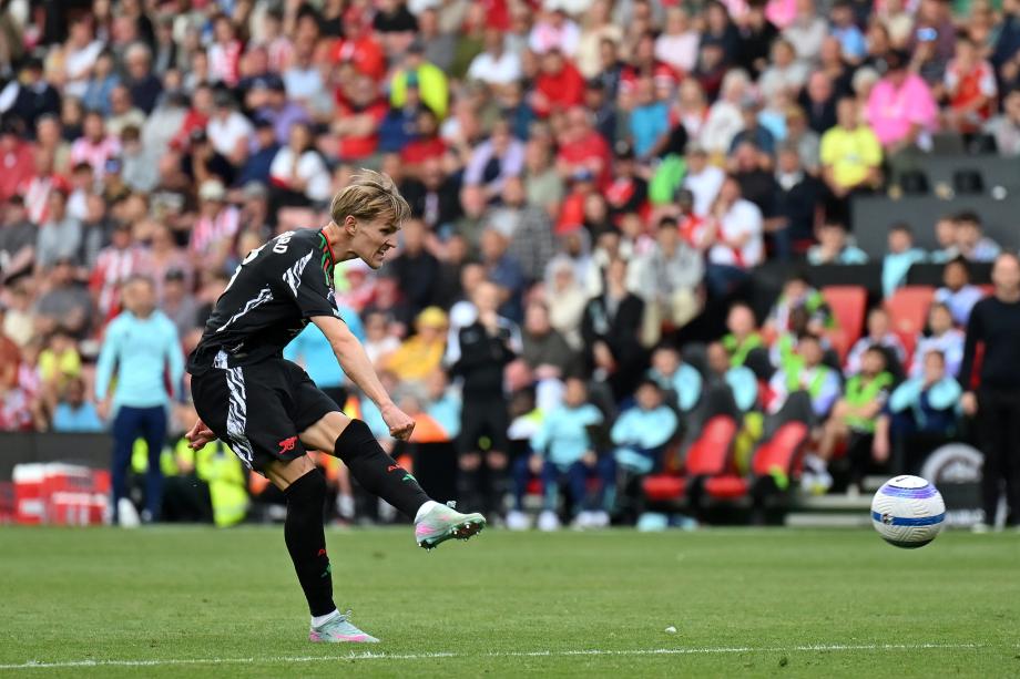 英超-厄德高绝杀 阿森纳2-1南安普顿亚军收官