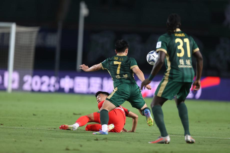 王上源、钟义浩传射 河南3-2浙江进足协杯8强