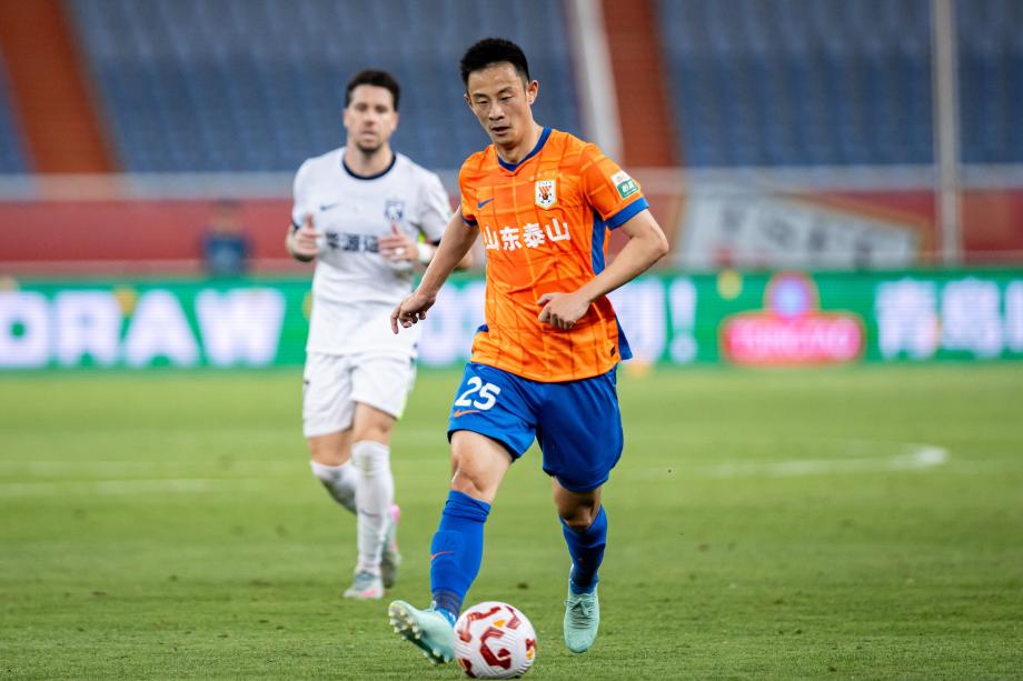 中超-泽卡梅开二度 泰山3-1三镇结束两连败