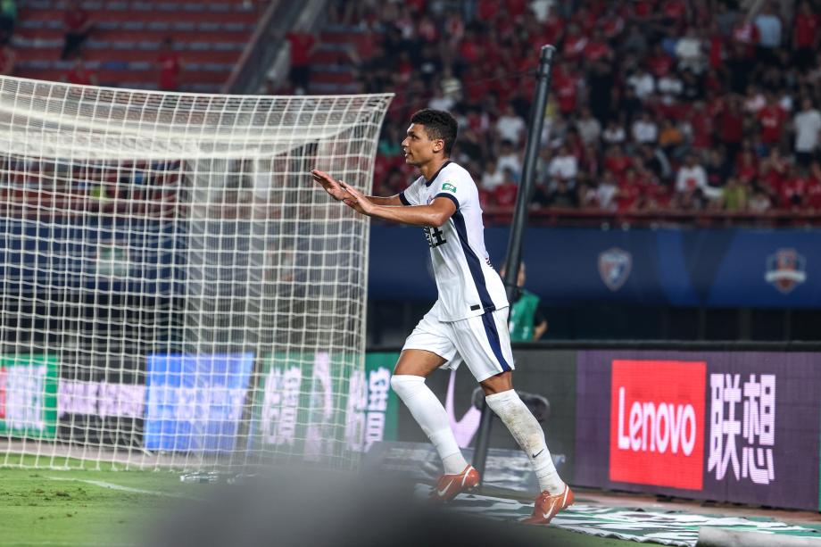 中超-阿奇姆彭破门莫里斯进球 河南队1-1梅州客家