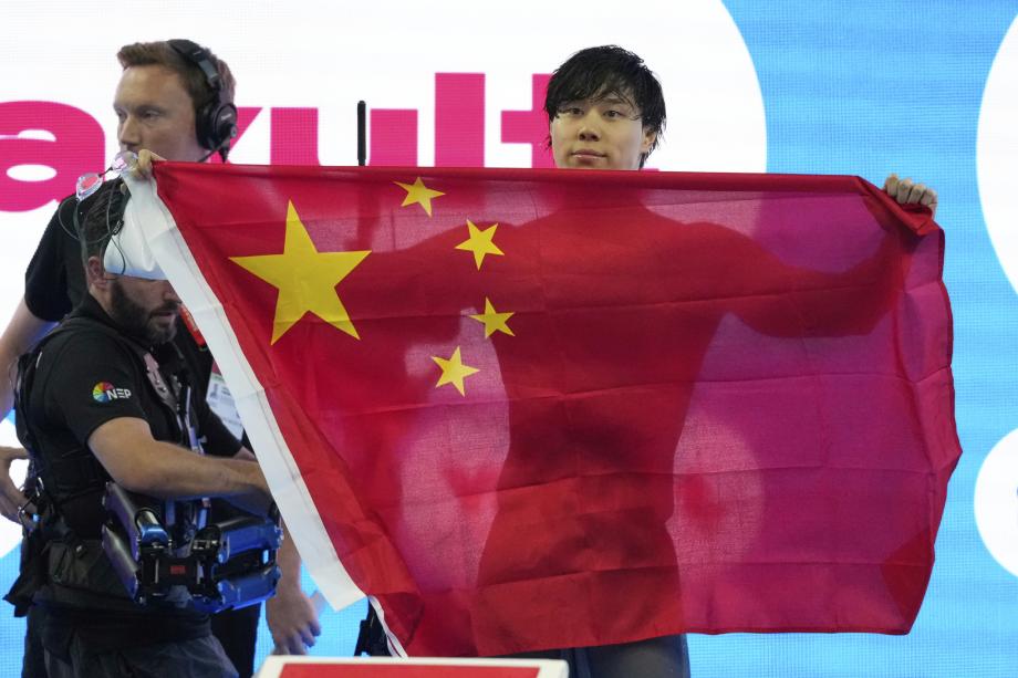 [图]覃海洋夺得寰球泳联世锦赛须眉100米蛙泳金牌体育赛事直播