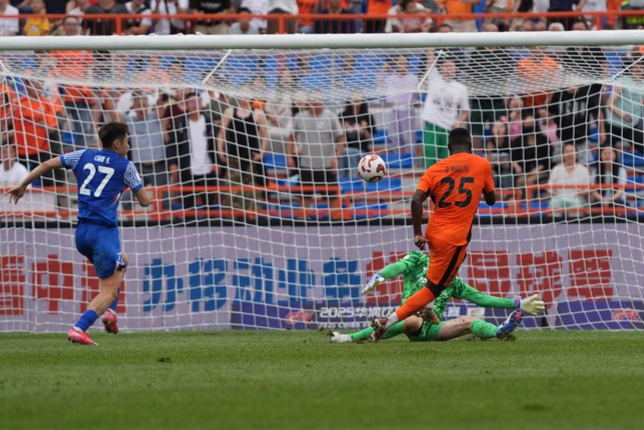 中超-高天意传射于汉超救主 上海申花4-4云南玉昆