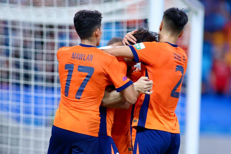 主场大胜云南玉昆 青岛海牛暂时摆脱降级区