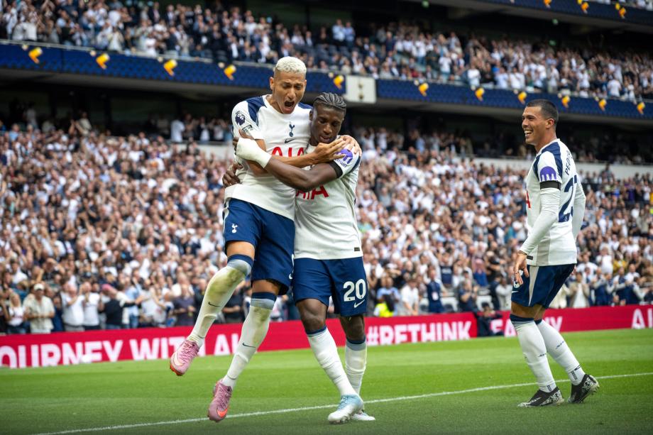 英超：理查利森双响库杜斯两助攻 热刺3-0伯恩利