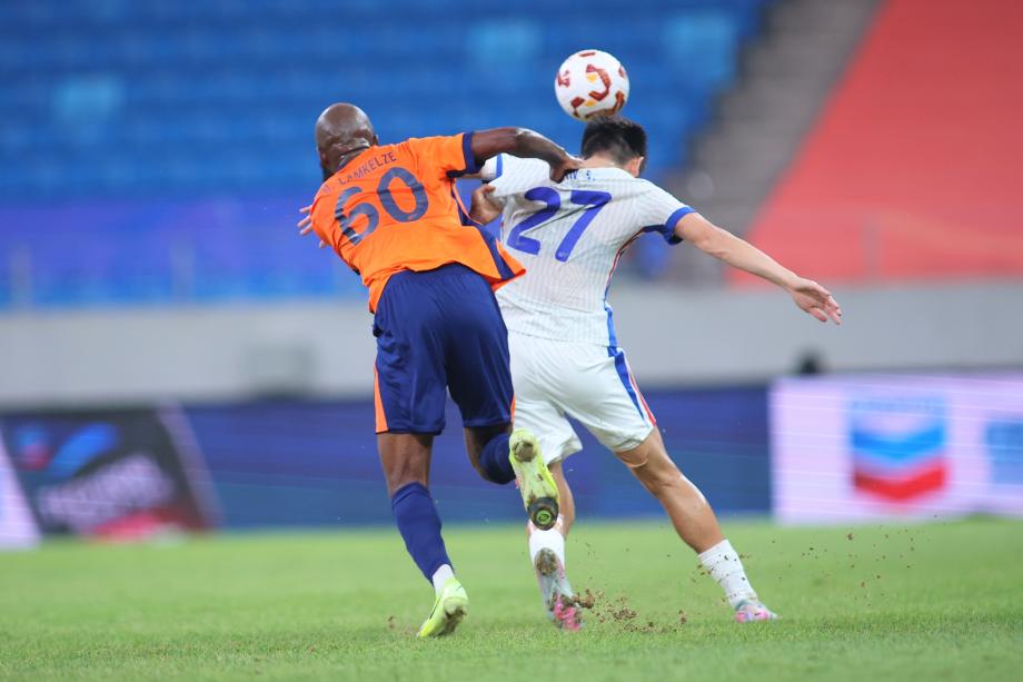 于汉超刘诚宇破门 上海申花2-0险胜青岛海牛