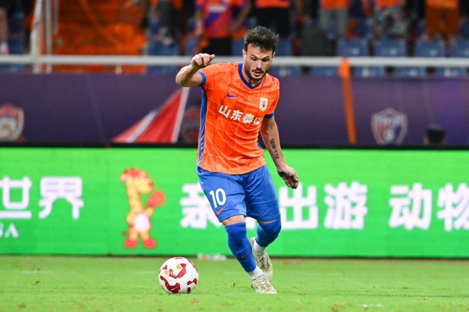 中超第23轮-北京国安客场0-6负于山东泰山