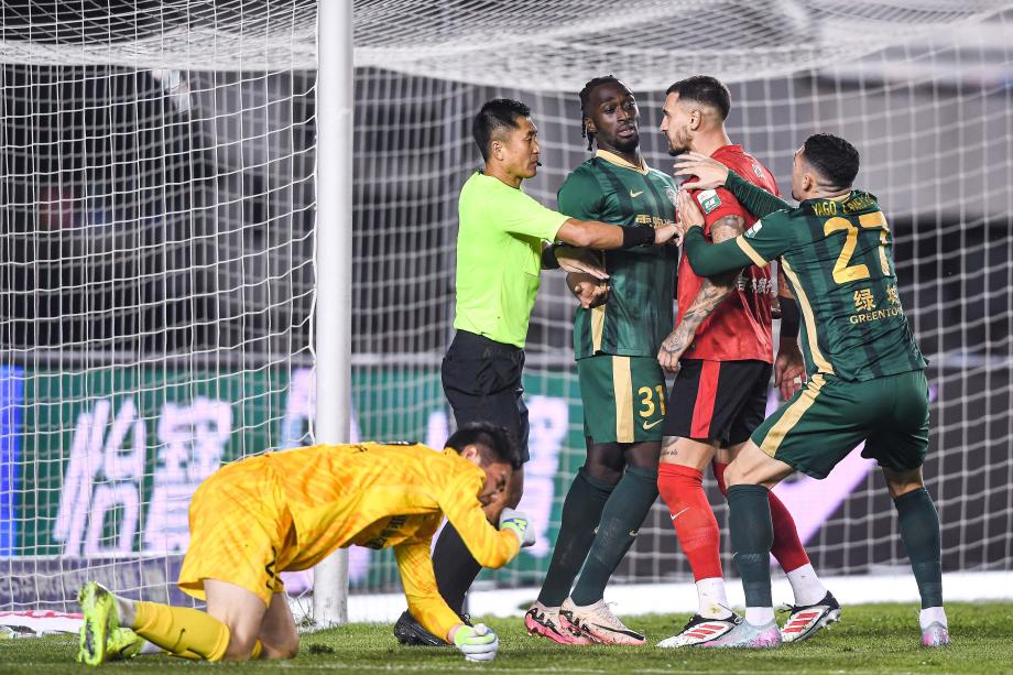 卡列洛补时抢射破门 浙江客场战平长春亚泰