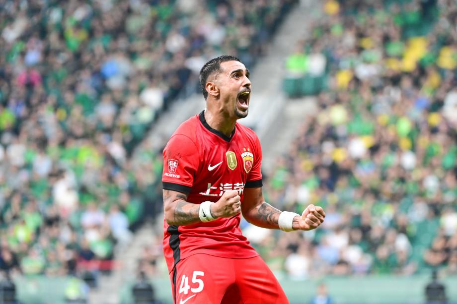 中超-莱昂纳多帽子戏法 上海海港3-2北京国安