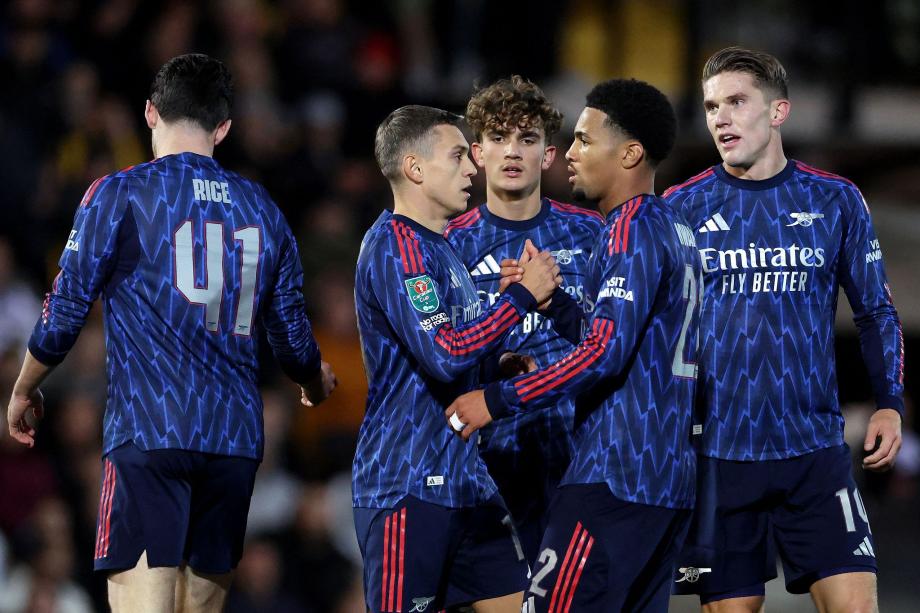 联赛杯-埃泽特罗萨德破门 阿森纳晋级16强