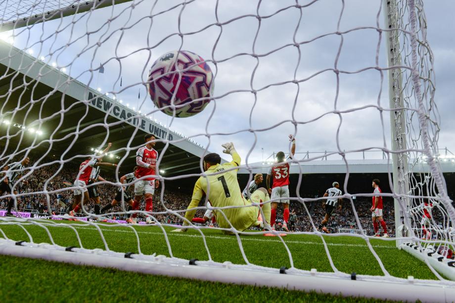 英超-梅里诺建功加布96分钟绝杀 阿森纳2-1纽卡