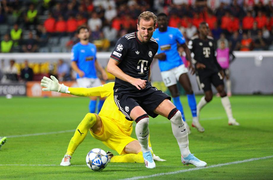 凯恩双响奥利塞杰克逊传射 拜仁5-1取欧冠两连胜