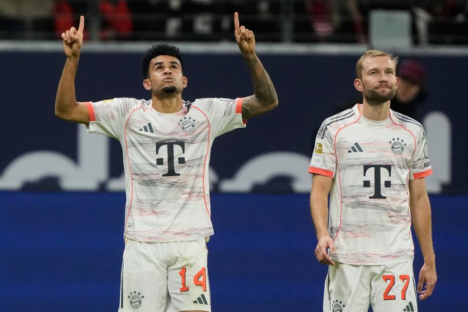 德甲-迪亚斯双响凯恩破门 拜仁3-0法兰克福