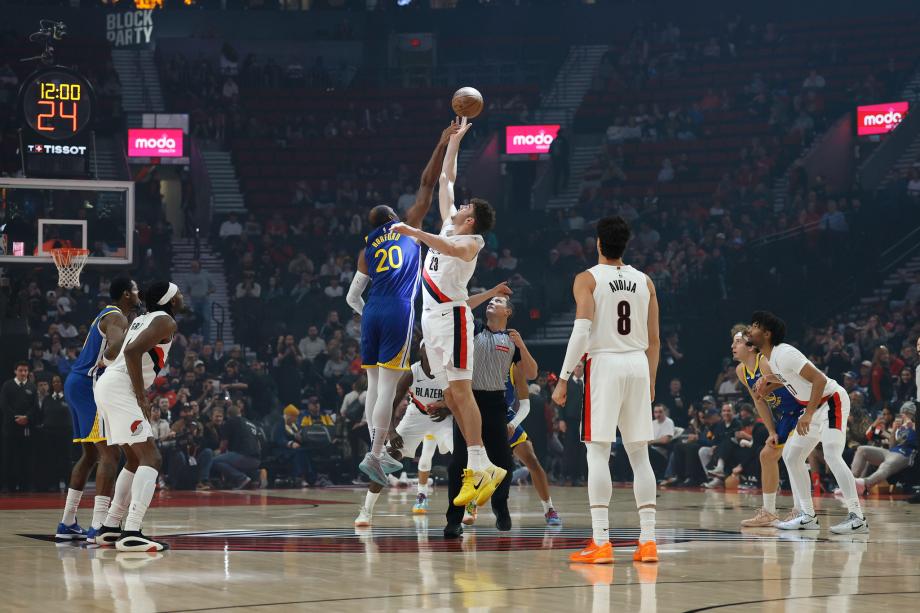 NBA季前赛:杨瀚森9分6篮板 开拓者不敌勇士