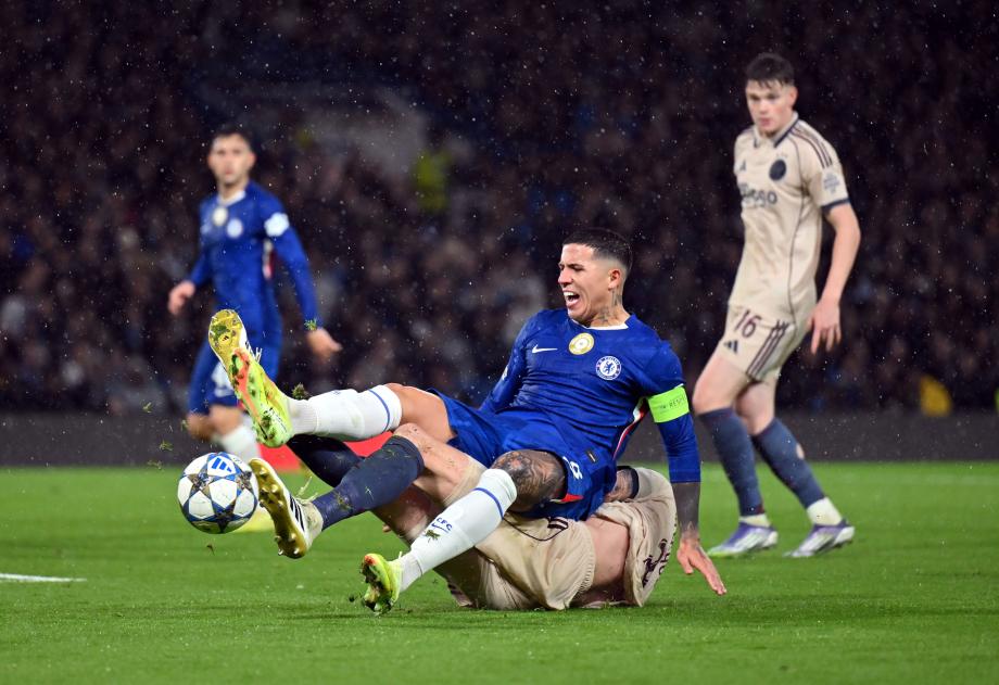 埃斯特旺点射凯塞多建功 切尔西5-1阿贾克斯