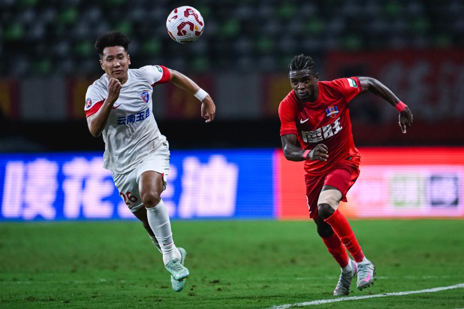 中超：恩里克梅开二度 云南玉昆客胜梅州客家