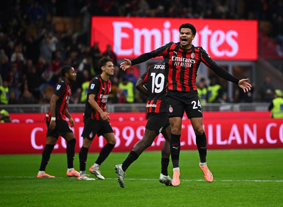 意甲-莱奥破门阿特卡梅绝平 米兰2-2比萨各赛事8场不败