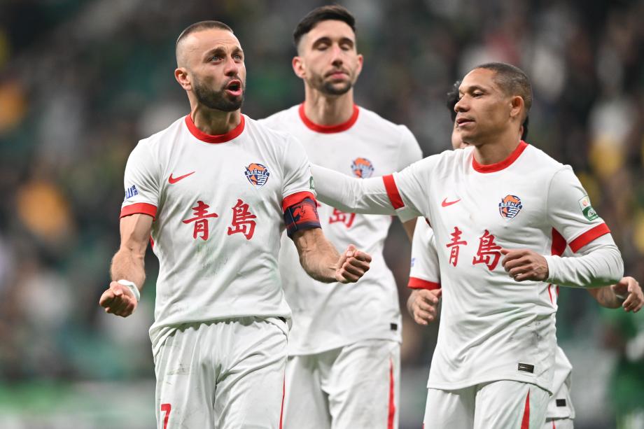 萨里奇帽子戏法 青岛海牛客场战胜北京国安