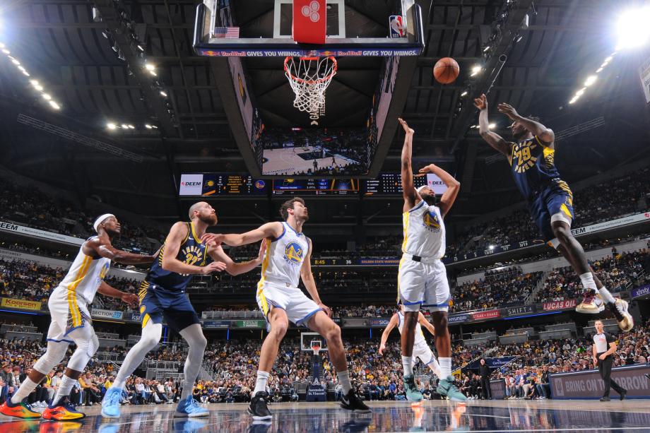 库里24分杰克逊25+10 步行者力克勇士取赛季首胜