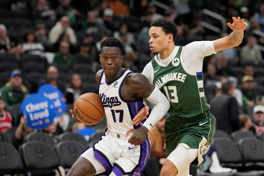 字母哥复出26+11+8拉文31分 国王逆转雄鹿止3连败