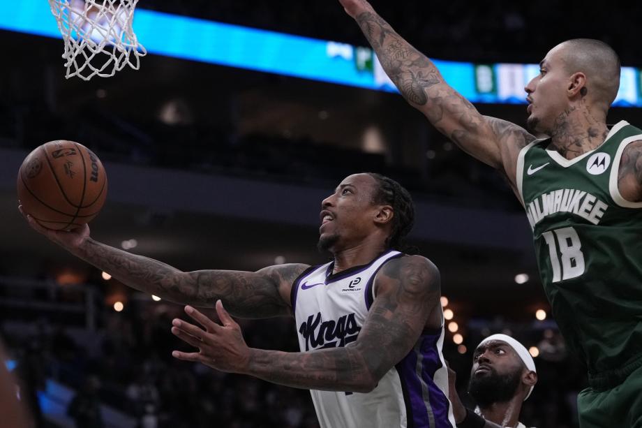 字母哥复出26+11+8拉文31分 国王逆转雄鹿止3连败