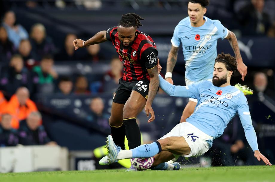 哈兰德梅开二度 曼城3-1伯恩茅斯距榜首6分