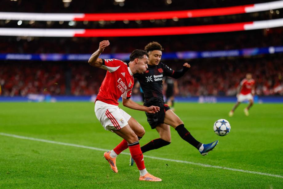 希克制胜球奥塔门迪中框 本菲卡0-1勒沃库森