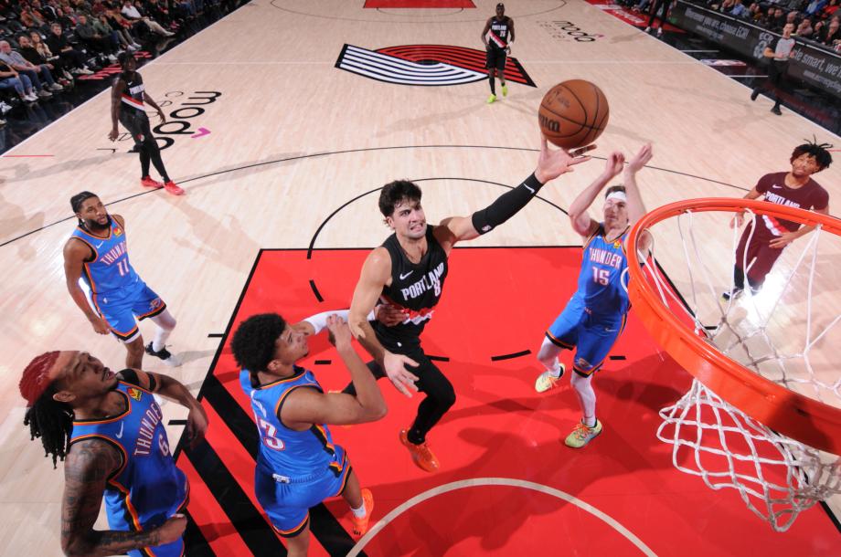 阿夫迪亚两双亚历山大35+9 开拓者送雷霆赛季首败