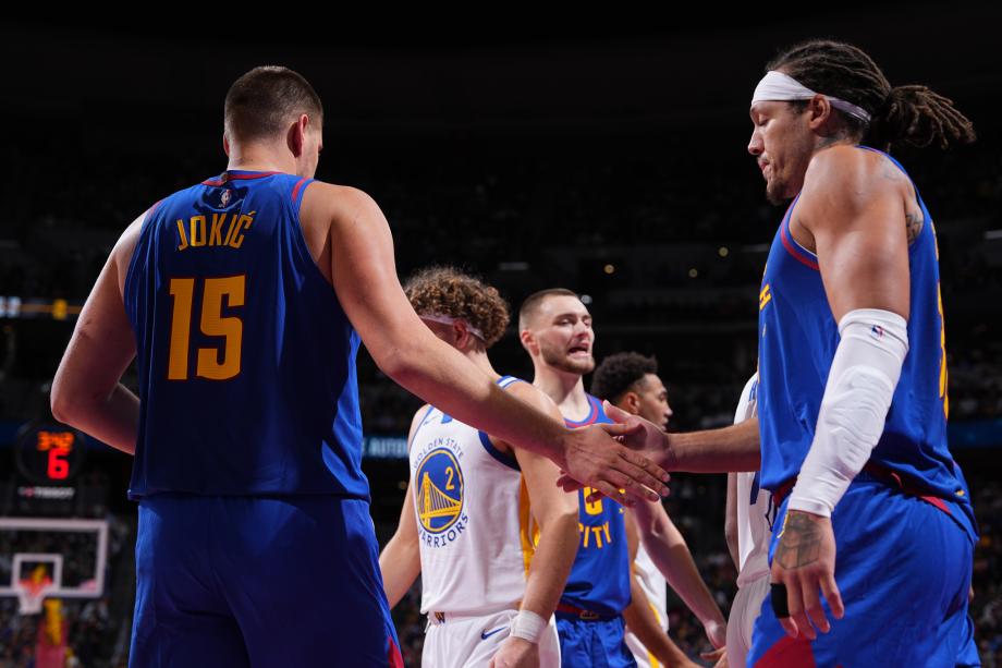 NBA杯-约基奇准三双库里缺阵 掘金主场大胜勇士