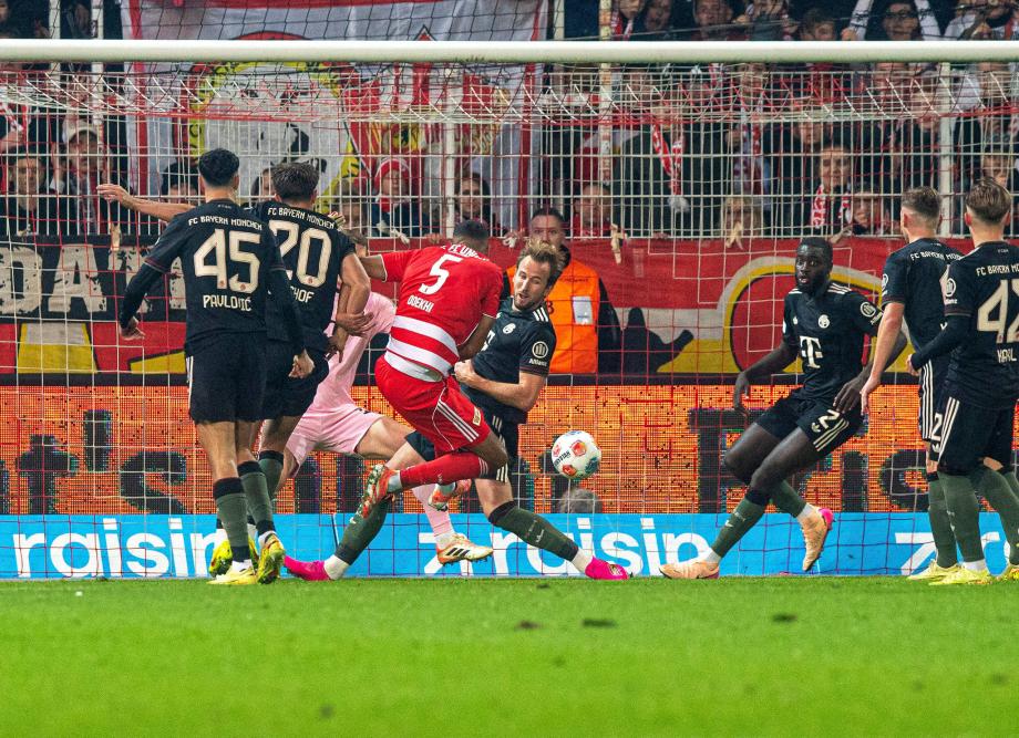 凯恩绝平 拜仁2-2柏林联16连胜纪录遭终结