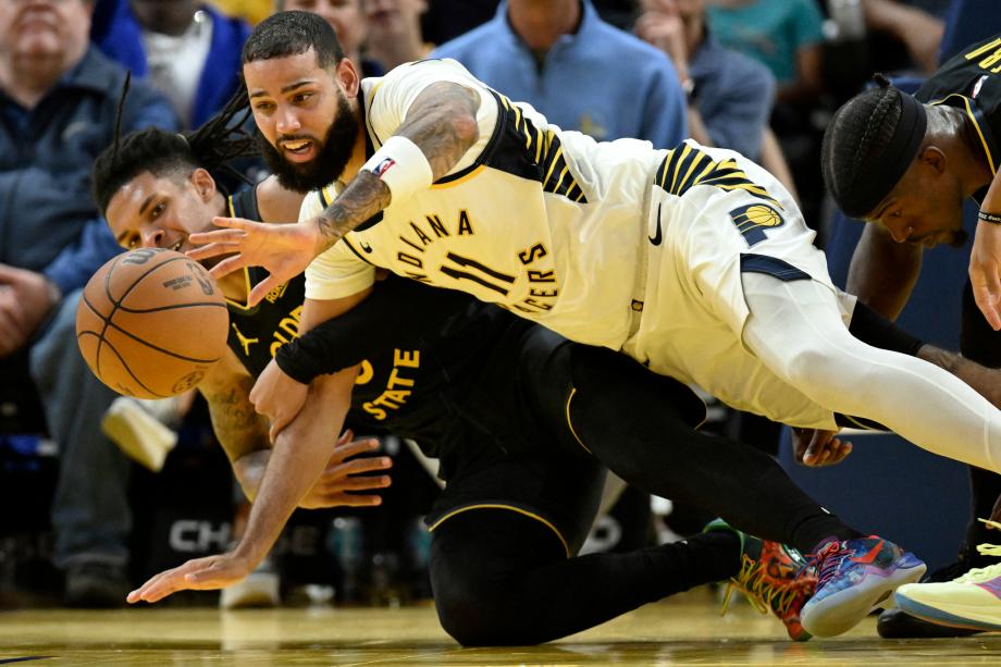 巴特勒21+9库里继续缺阵 勇士主场大胜步行者