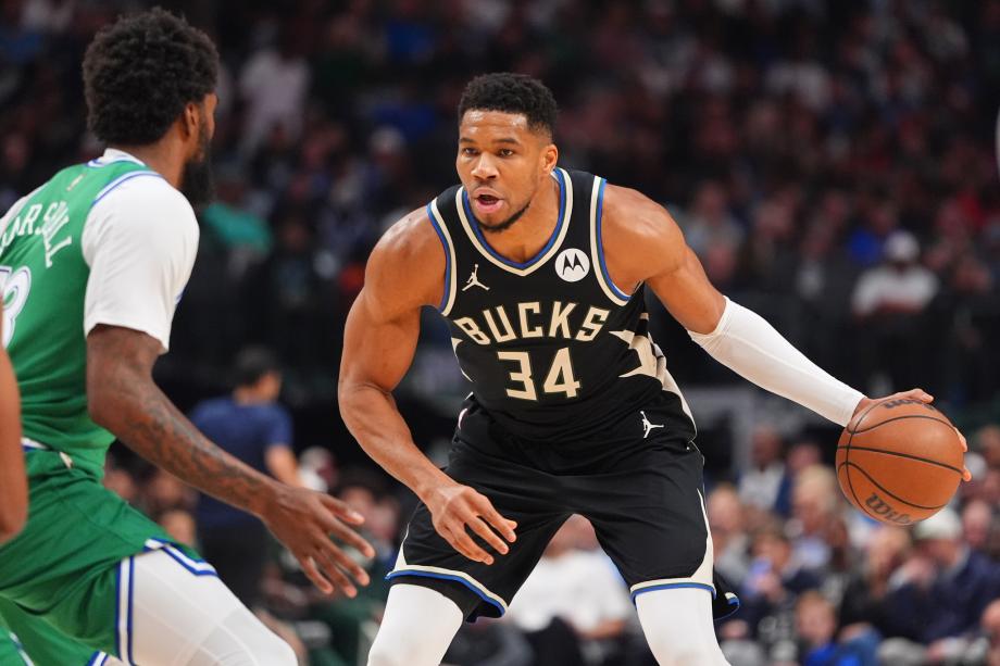 字母哥30+8+6库兹马26分 雄鹿逆转独行侠