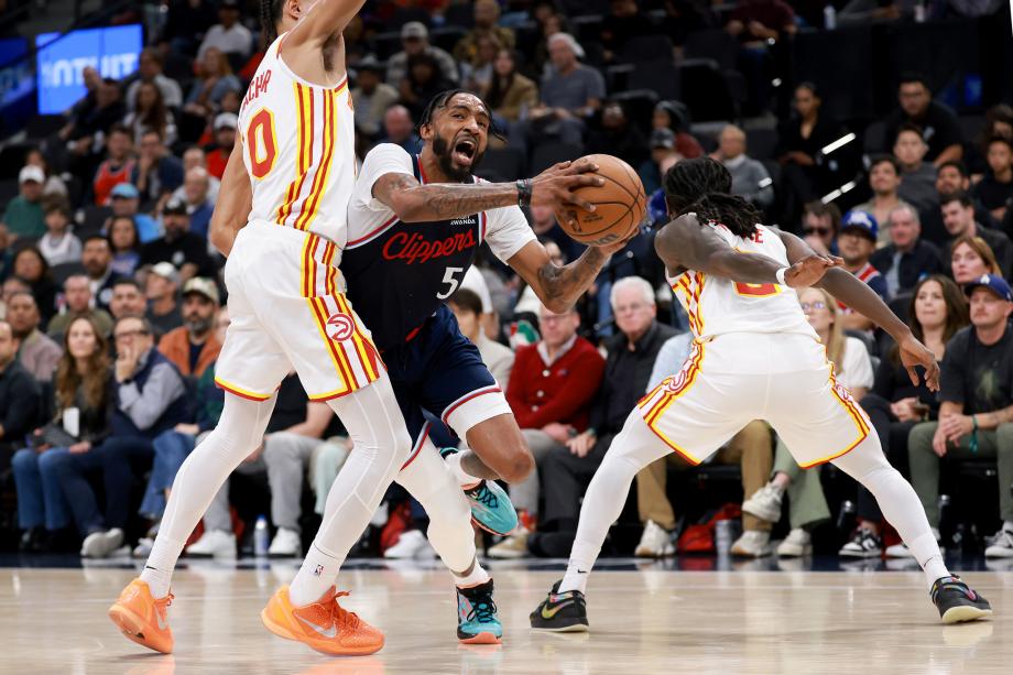 哈登空砍三双克雷伊奇28分 老鹰送快船5连败