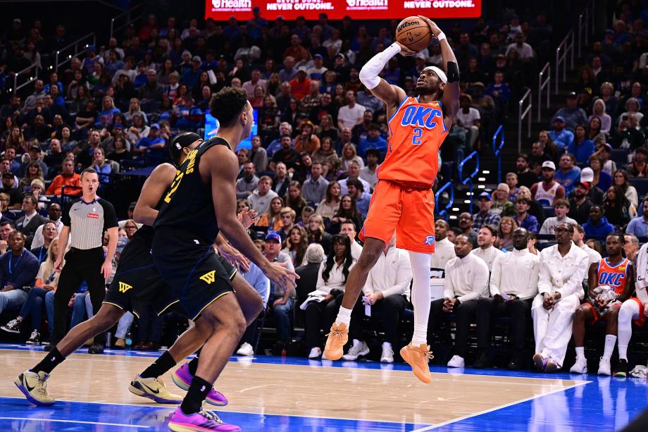 亚历山大28+11库里生涯首次恶犯 勇士惨败雷霆