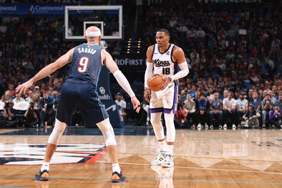 亚历山大33+8霍姆格伦21+7 雷霆轻取国王