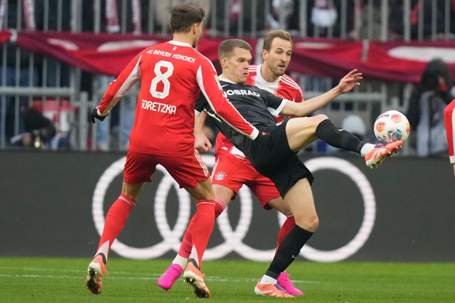 奥利塞造5球凯恩破门 拜仁6-2逆转弗赖堡