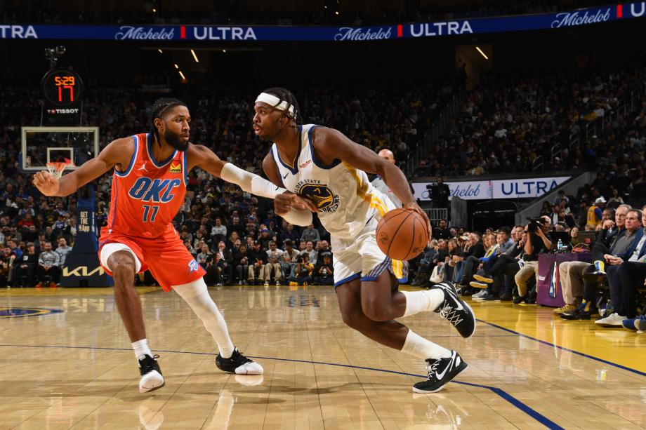 亚历山大38分 雷霆拒逆转击败勇士豪取13连胜