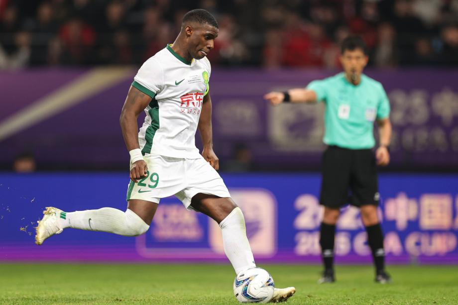 足协杯-法比奥戴帽 国安3-0河南夺冠获亚冠资格