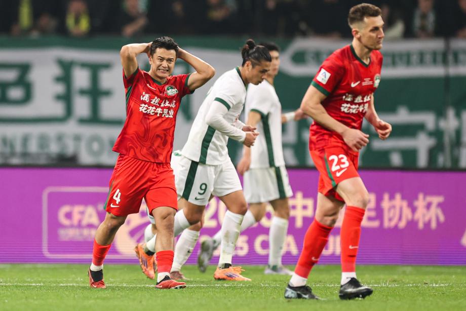 足协杯-法比奥戴帽 国安3-0河南夺冠获亚冠资格