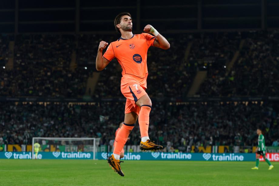 费兰戴帽巴萨三人失单刀 巴萨5-3贝蒂斯迎6连胜