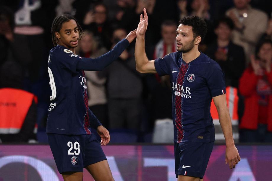 法甲-K77双响马尤卢传射 巴黎5-0雷恩距榜首1分