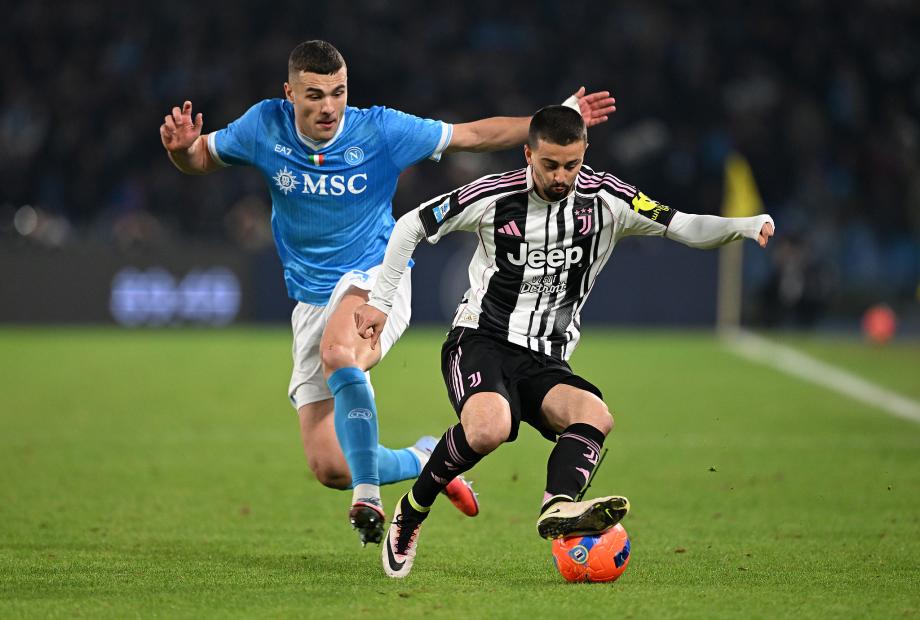 霍伊伦双响伊尔迪兹破门 那不勒斯2-1尤文图斯