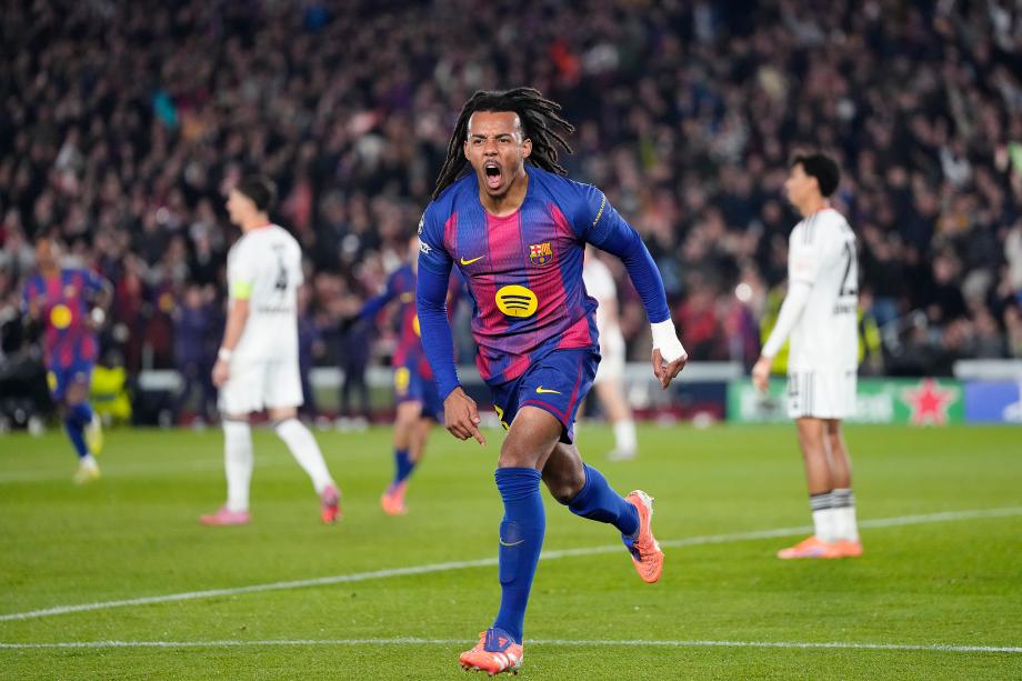 [图]孔德双响亚马尔拉什福德助攻 巴萨2-1法兰克福