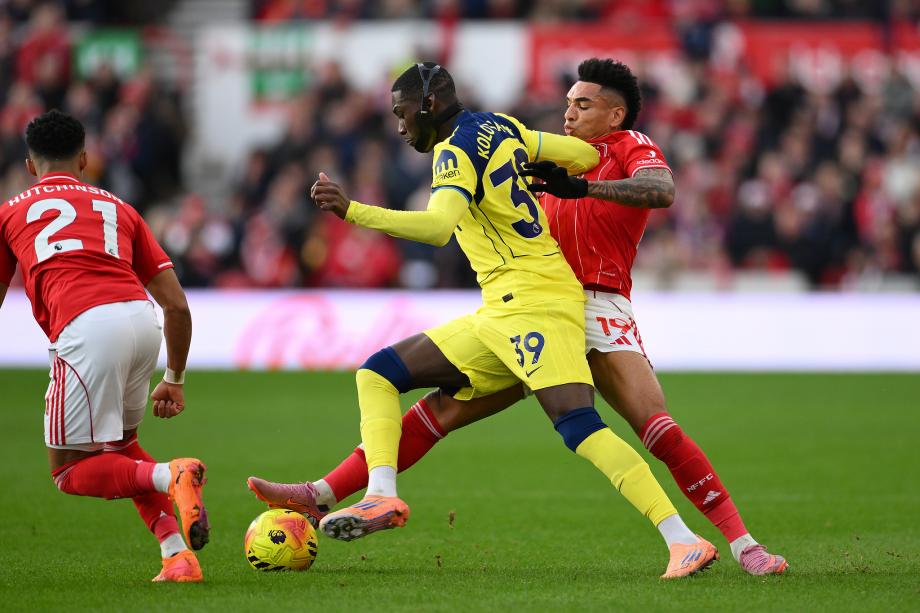 英超-奥多伊2射1传 热刺0-3不敌诺丁汉森林