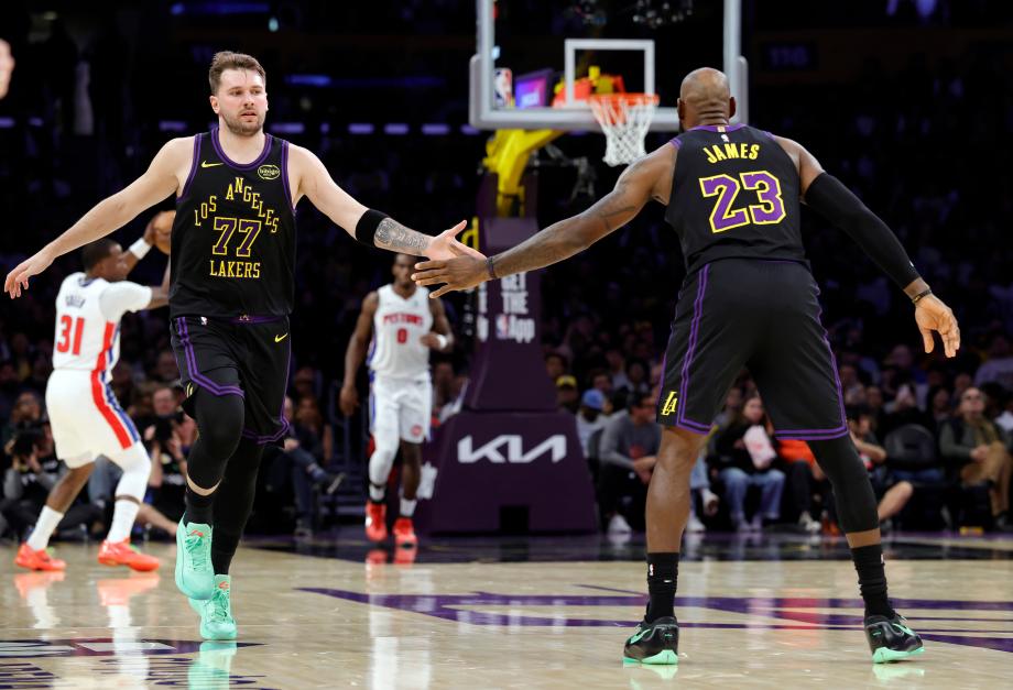 [图]东契奇空砍30+5+11詹姆斯17分 湖人惨败活塞在线实盘配资