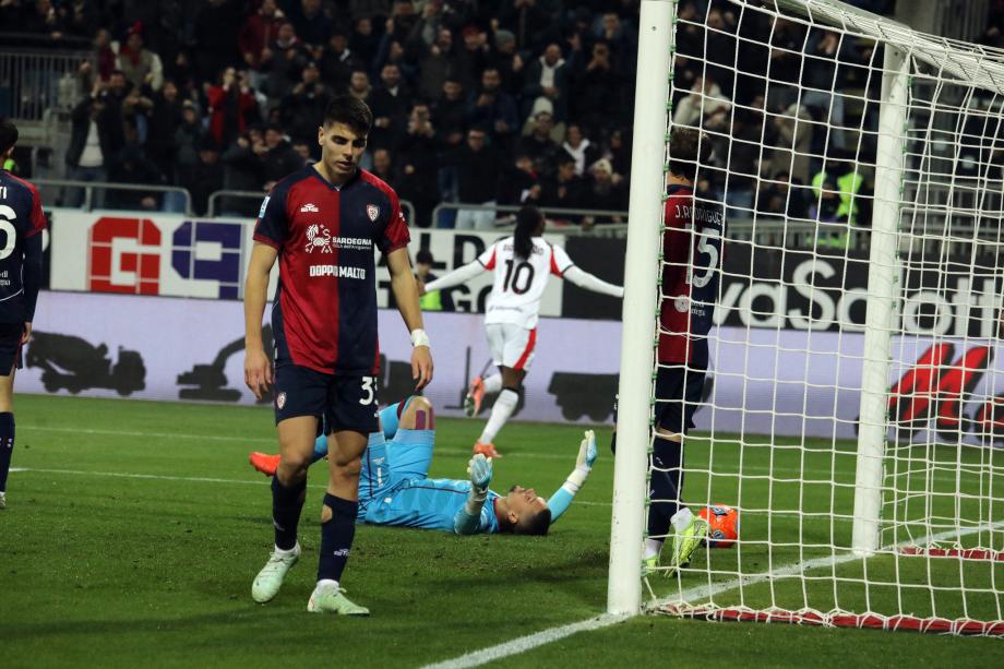 意甲-莱奥制胜球 米兰1-0客胜卡利亚里暂登顶