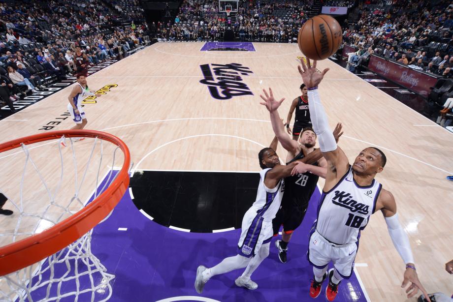 德罗赞22分杜兰特23分 国王送火箭三连败