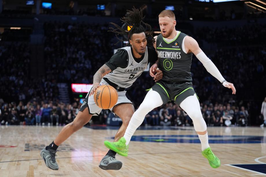 爱德华兹23分文班亚马29+7 森林狼1分险胜马刺