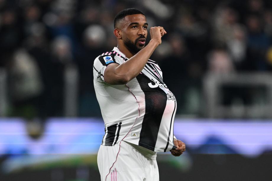 伊尔迪兹戴维破门 尤文5-0大胜克雷莫内塞